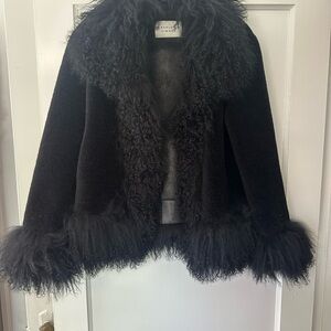Chic Black Fur-Trimmed Teddy Jacket